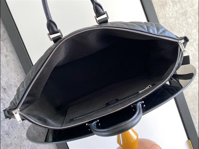 2025228Y 750P203145844